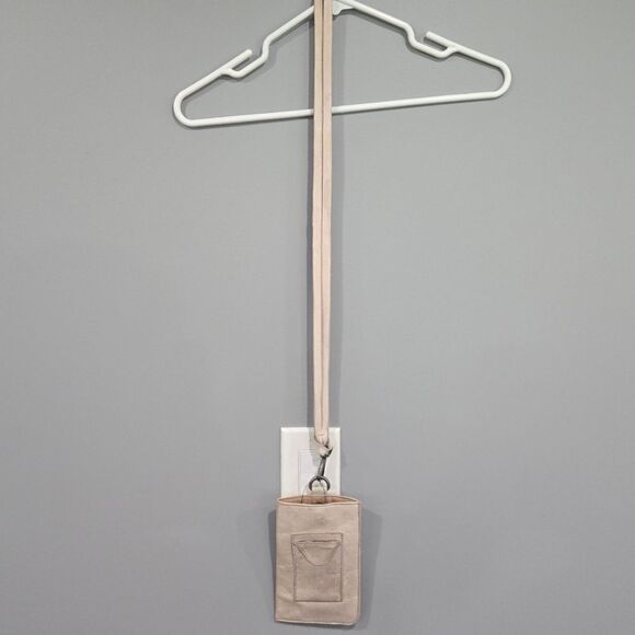 🐢 Free People Bright Lights Leather Crossbody Phone Wallet Tan NWOT - Picture 6 of 12